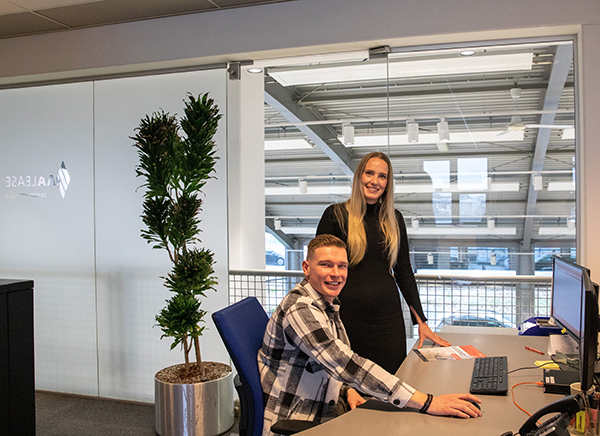 Kantoor medewerkers AA Lease